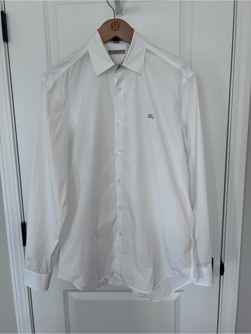 Burberry Brit White Buttondown Shirt Size Medium Damaged